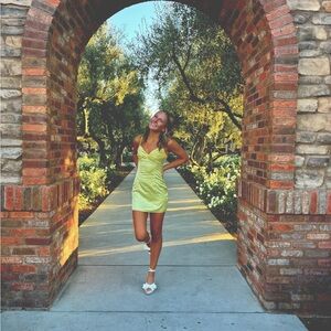 Meet your Posher, Madison